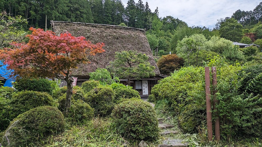 下呂温泉合掌村の合掌造りの民家（合掌茶屋）