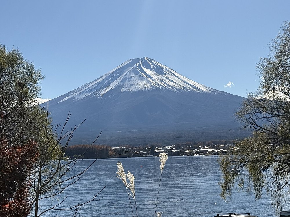 河口湖から見た富士山