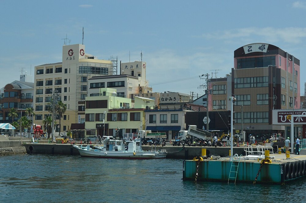 日間賀島の西港