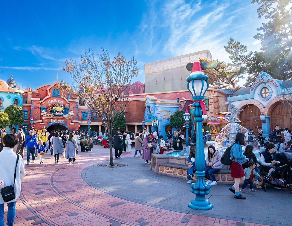 東京ディズニーランドのトゥーンタウンの街並み