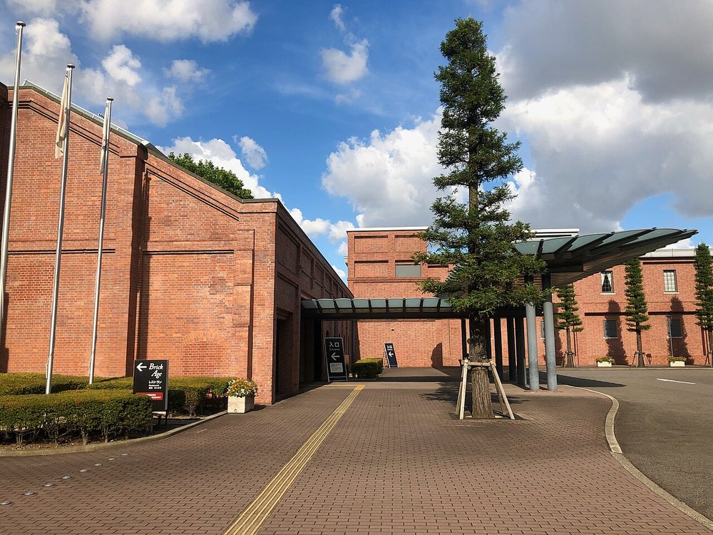 トヨタ産業技術記念館の赤レンガの外観